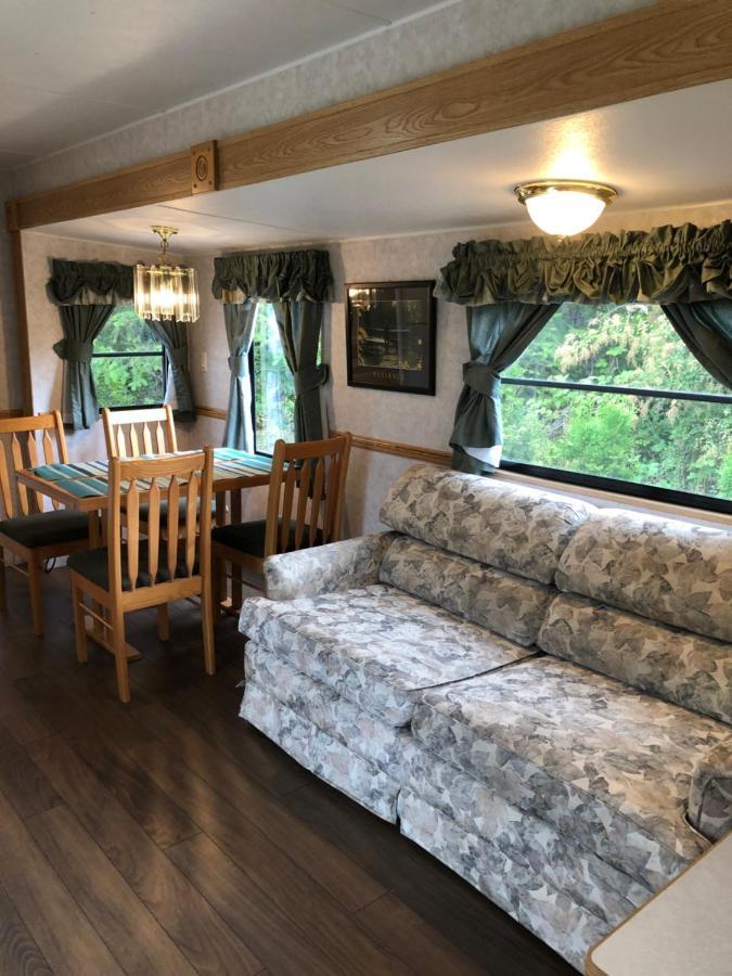 Garden Bay Hideaway - Glamping & Rv Hotel Exterior photo